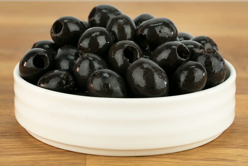 تصویر 4 از زیتون سیاه شرکتی با بسته بندی بهداشتی ویژه