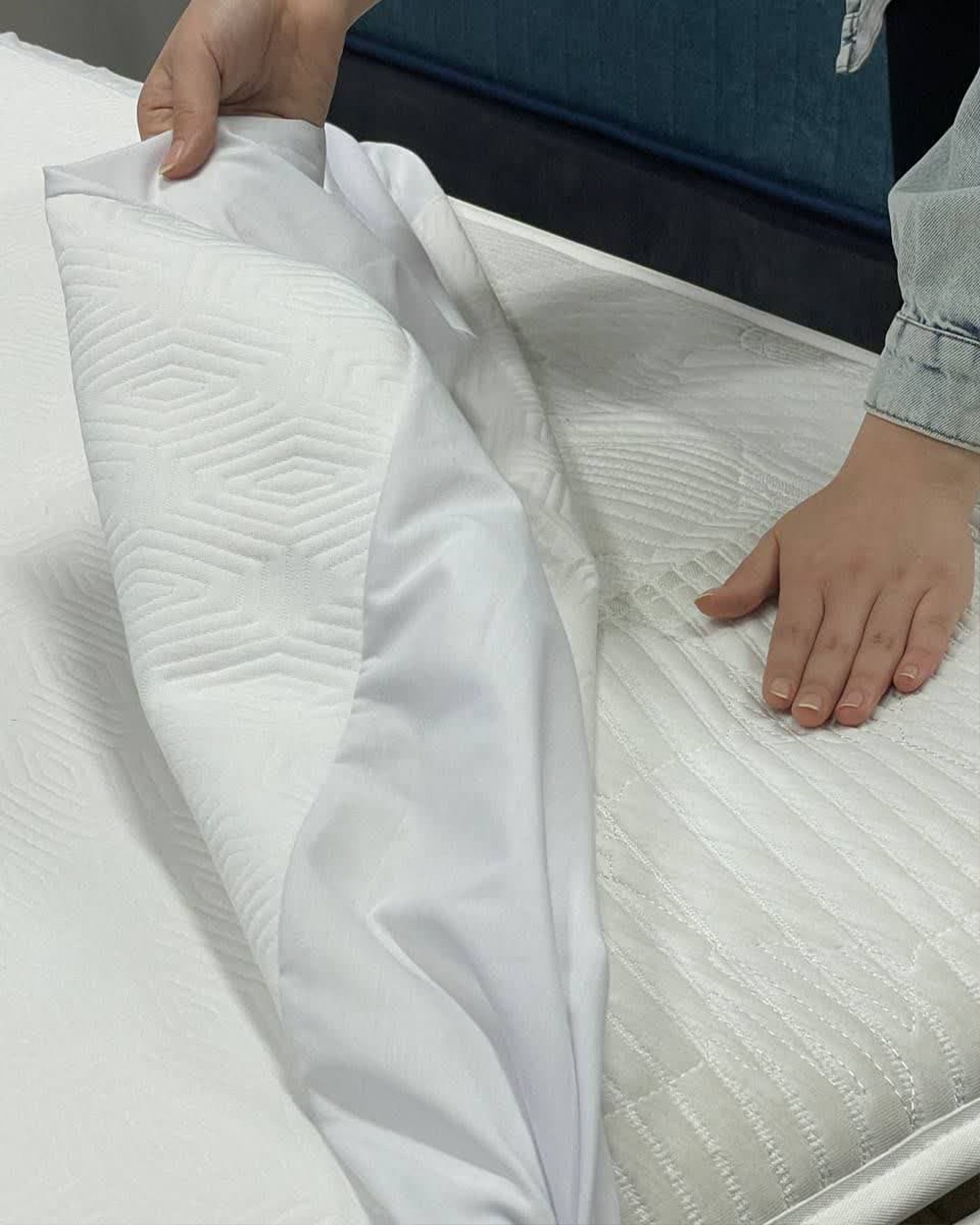 محافظ تشک هما نرم آسا لایه‌ ای ارتجاعی مقاوم و سبک