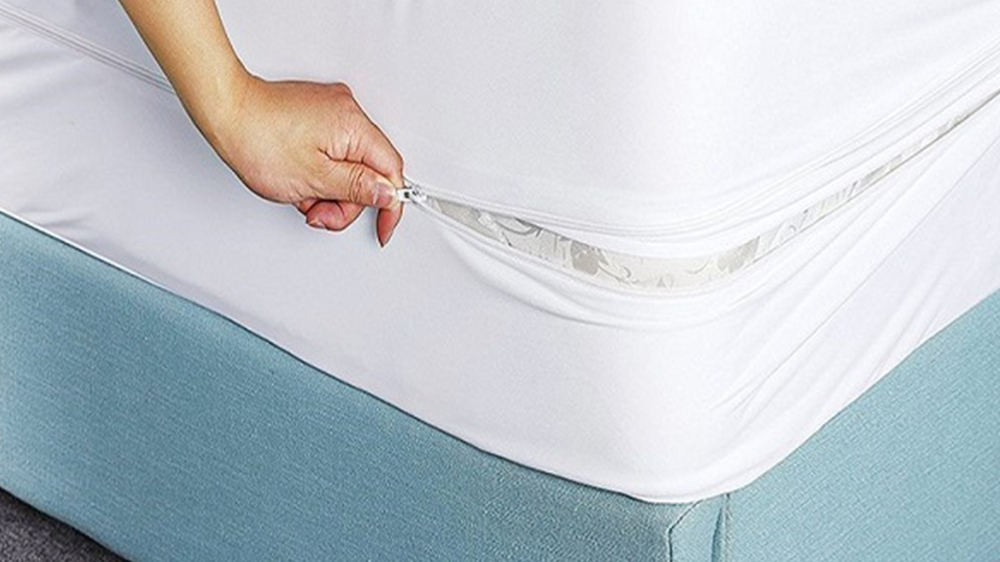 محافظ تشک خوابالو سطح ارتجاعی مقاوم و راحتی‌ بخش