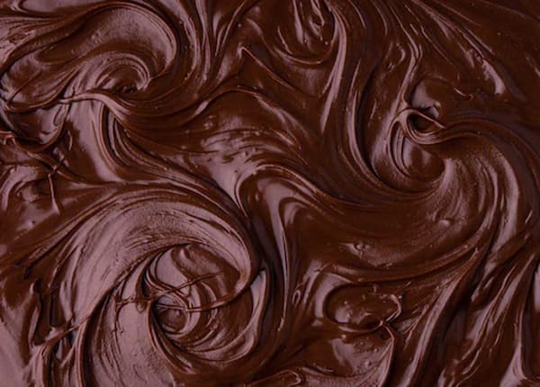 تصویر 3 از رنگ پلاستیک شکلاتی مقاوم در برابر سایش و خط و خش