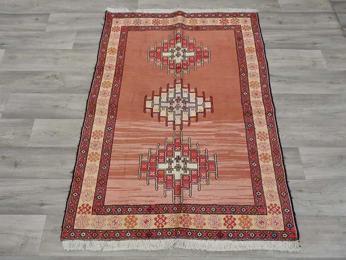 تصویر 3 از گلیم دستباف نرم و زیبا مناسب دکوراسیون خانه های مدرن