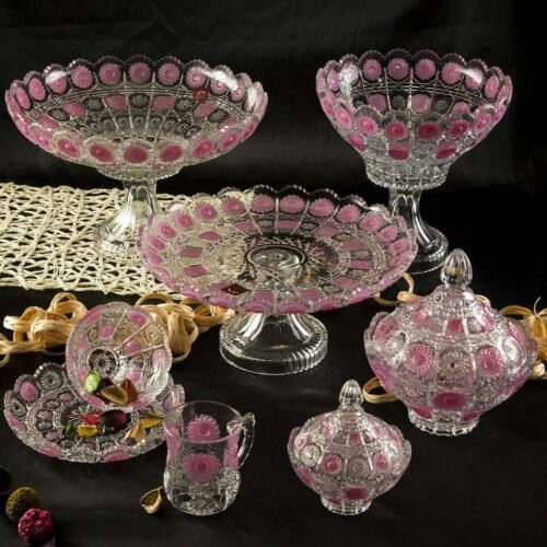 ظروف کریستال چک رنگی سطح براق و جزئیات هنری منحصر به‌ فرد