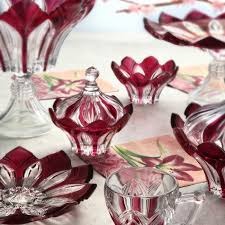 تصویر 3 از ظروف کریستال چک رنگی سطح براق و جزئیات هنری منحصر به‌ فرد