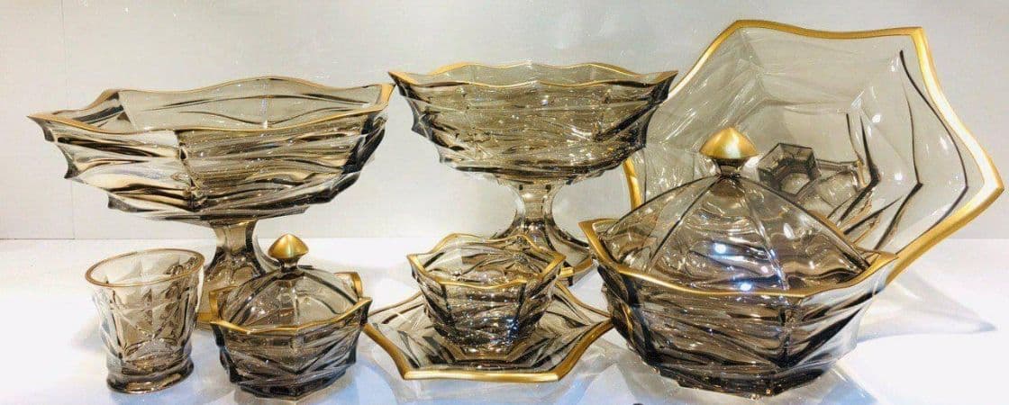 تصویر 2 از ظروف کریستال پذیرایی شیک لبه‌ پردازی هنری درخشندگی بلورین