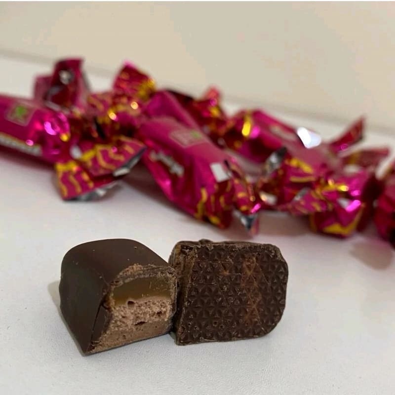 شکلات آناتا مونس عمده برای فروشگاه‌ ها و مغازه‌ ها