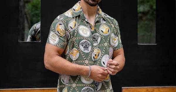 تصویر 4 از پیراهن مردانه ورساچه طرح دار مناسب استایل اسپرت