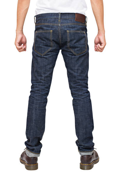 تصویر 4 از شلوار جین پسرانه طرح اسلیم فیت و راسته مناسب استایل مجلسی