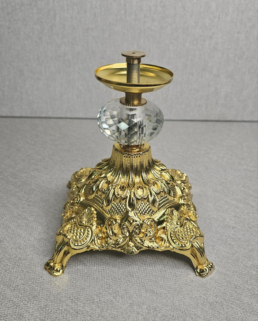تصویر 4 از ظروف کریستال پایه برنجی مجموعه لوکس با جزئیات کلاسیک
