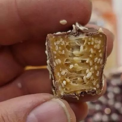 تصویر 2 از شکلات وینر آناتا با روکش کنجد برای پذیرایی مجالس و مهمانی