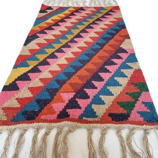 گلیم دستبافت اردبیل با رنگ گیاهی