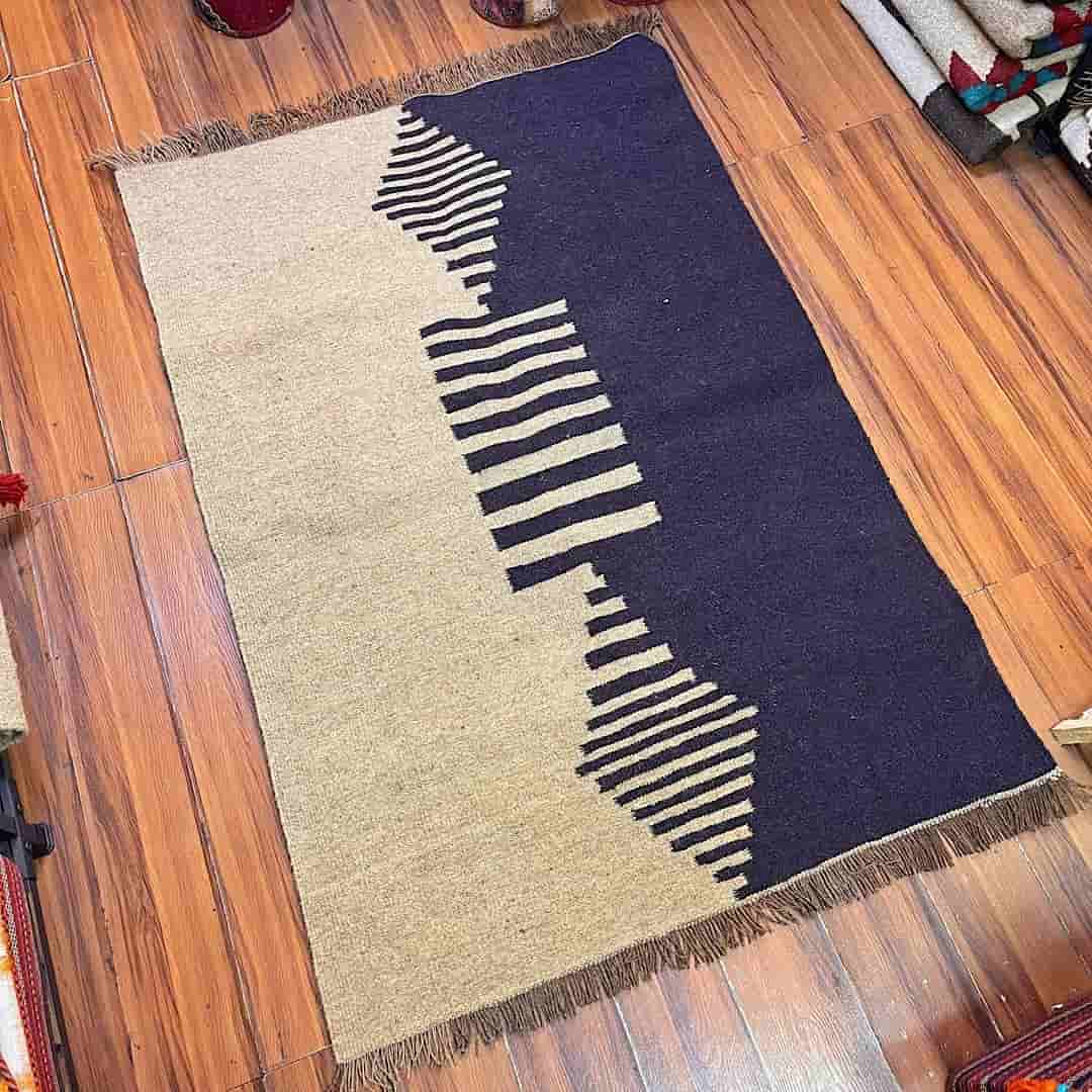 گلیم دستبافت کوچک مناسب دکور