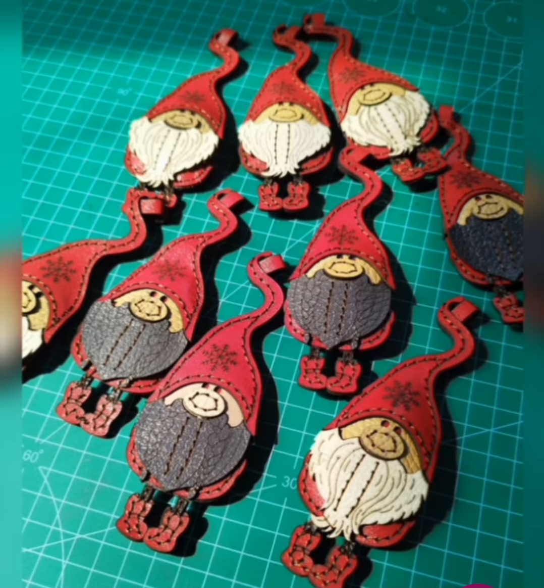 جاسوئیچی چرم دستدوز در فروش عمده