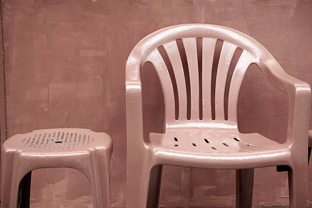 تصویر 4 از صندلی پلاستیکی ساده مقاوم در برابر نور خورشید بدون رنگ پریدگی