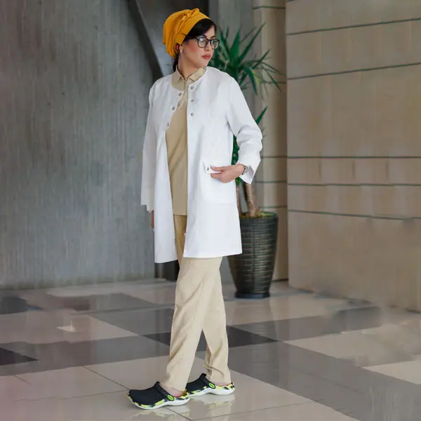 البسه پزشکی دیبا مطابق استاندارد بیمارستانی