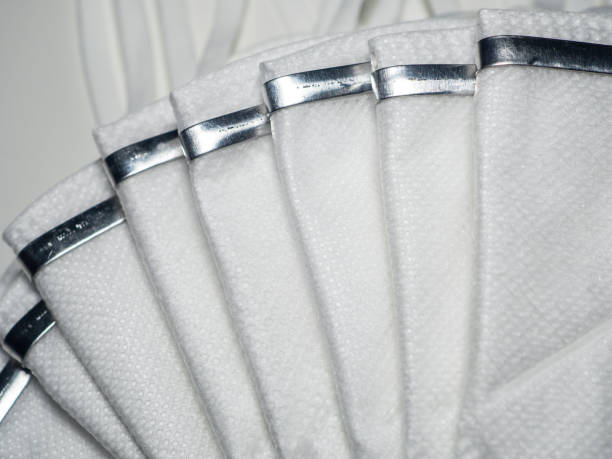 تصویر 5 از ملحفه هتلی نساجی بروجرد با کش دور تا دور مناسب تشک‌ های ضخیم