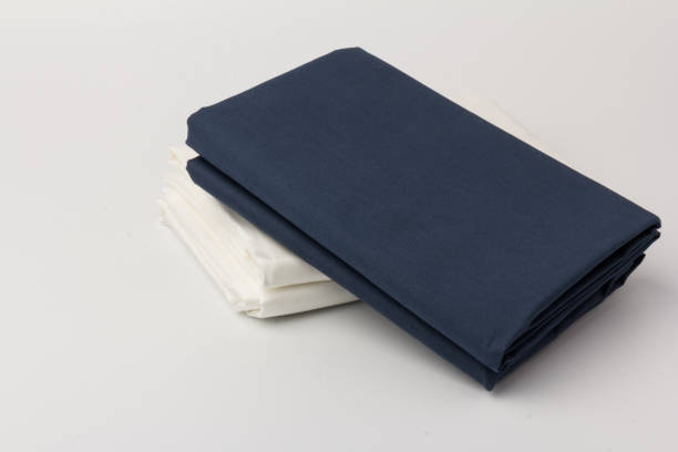 تصویر 5 از ملحفه هتلی سرمه ای با طیف رنگی خنثی و ملایم درجه یک