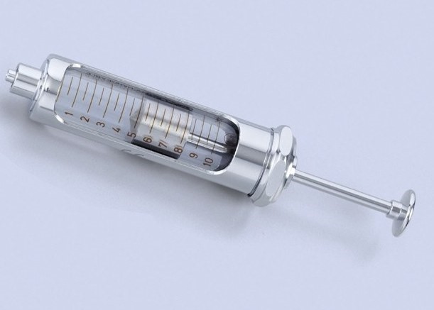 تصویر 4 از سرنگ گاواژ شیشه ای با پیستون نرم مناسب تزریق داروی مایع