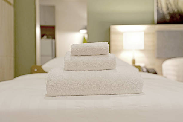 تصویر 4 از ملحفه تخت هتلی سایز بزرگ با نخ پنبه مرغوب و دوخت مقاوم