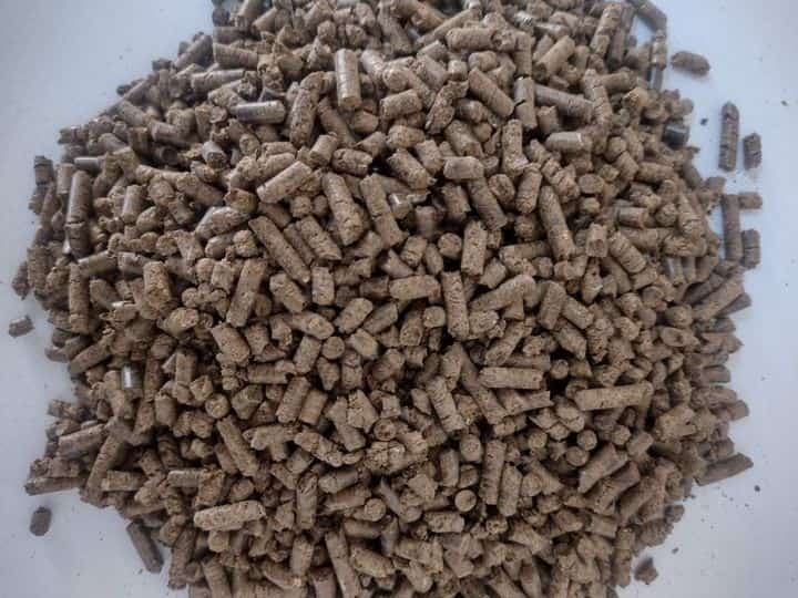 تصویر 1 از کود مرغی شرکتی با فرآوری یکنواخت سطح و بطن زمین