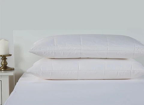 تصویر 2 از روبالشتی تخت خواب با پارچه نرم و لطیف