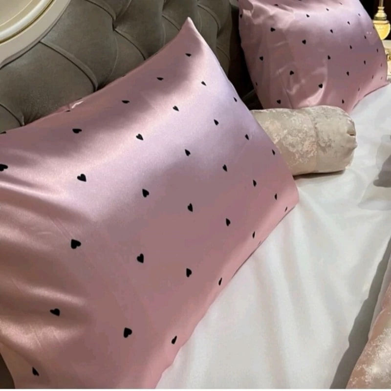 روبالشتی صورتی مناسب انواع سرویس خواب