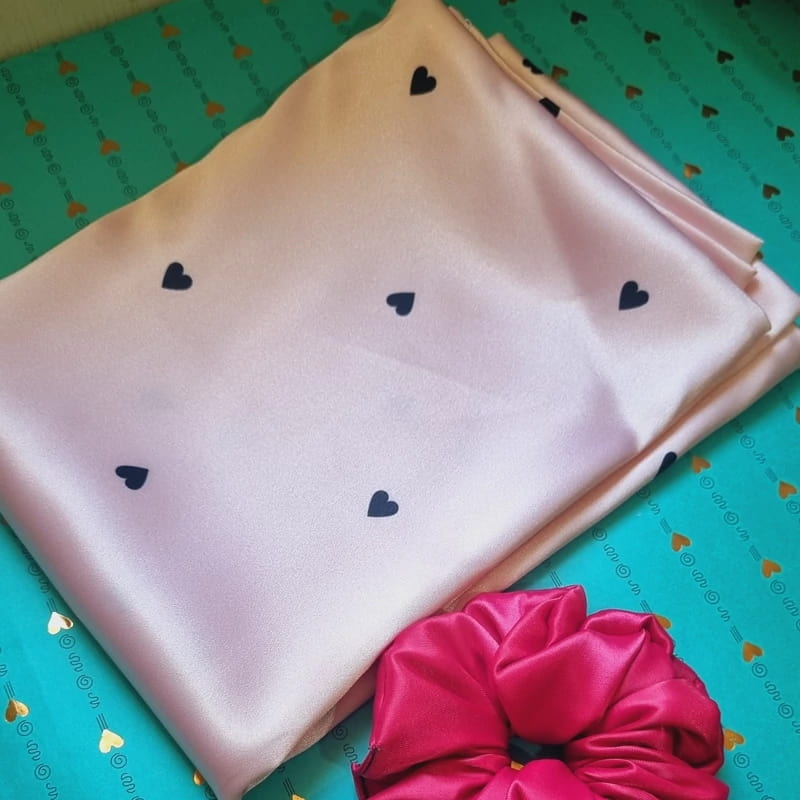 تصویر 4 از روبالشتی صورتی مناسب انواع سرویس خواب