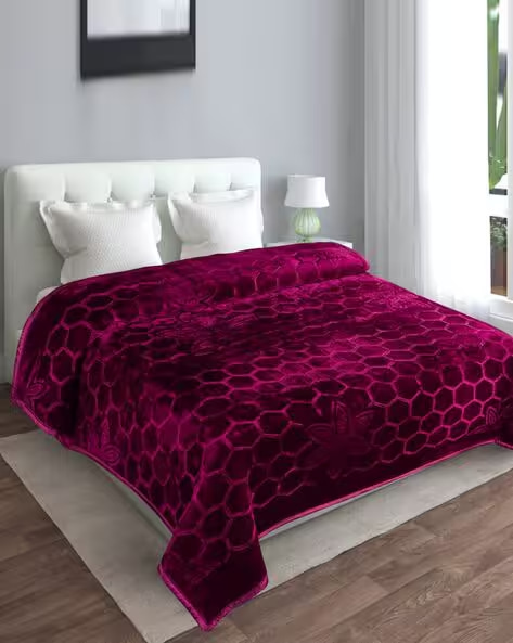 پتو گلبافت اصل با بافت متراکم و طول عمر بالا