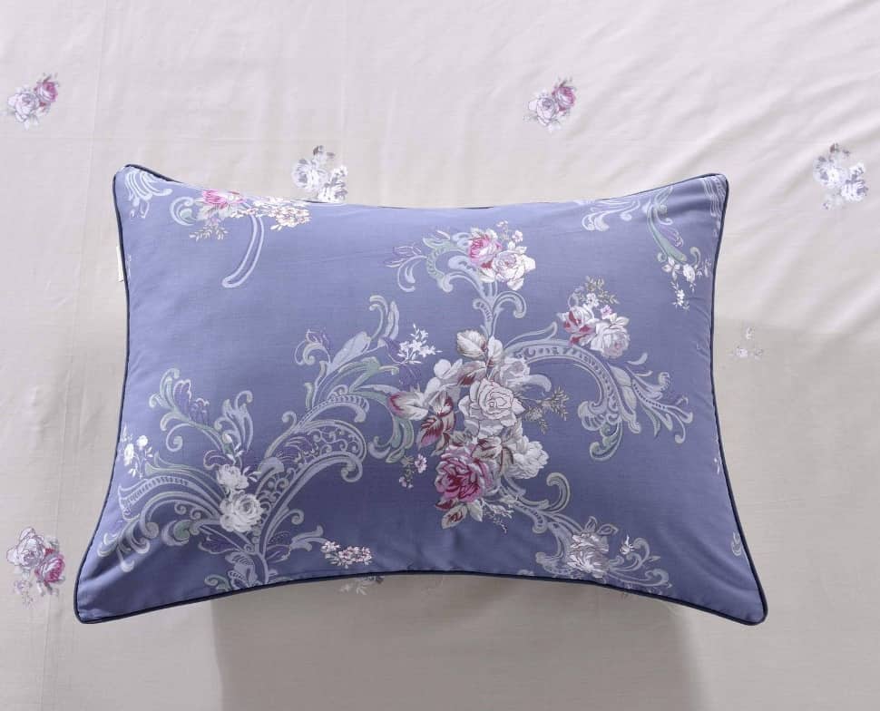 تصویر 1 از روبالشتی گلدار مناسب انواع بالش خواب