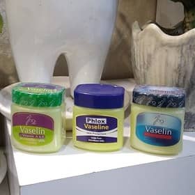 تصویر 4 از وازلین ژومیو بسته‌ بندی کوچک و کاربردی