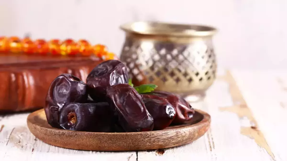 تصویر 3 از خرما مضافتی ایران تولید مناطق گرمسیری