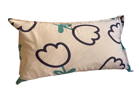 روبالشتی توتیا با ظاهر لطیف و چشم‌ نواز