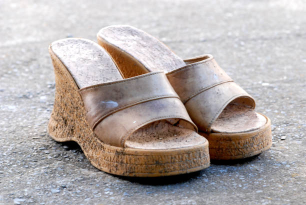 تصویر 3 از صندل لژ دار با زیره سبک و طراحی ارگونومیک مناسب استفاده روزمره