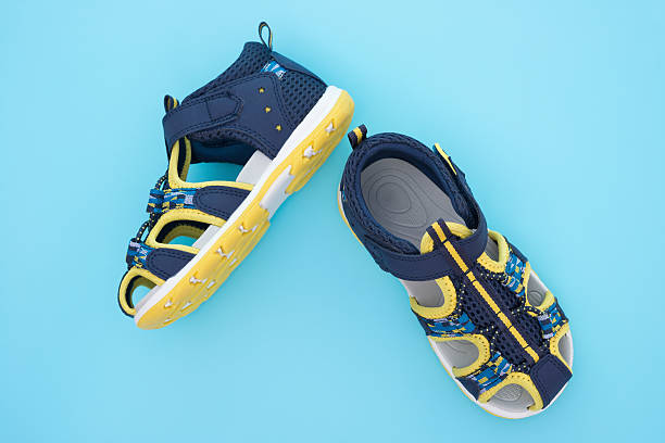 تصویر 5 از صندل اطفال در رنگ های شاد با سایز بندی متنوع درجه یک