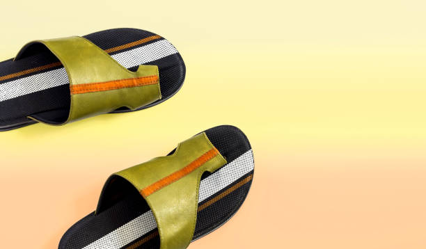 تصویر 2 از صندل اسپرت با زیره مقاوم جهت جلوگیری از خستگی پا در حرکت