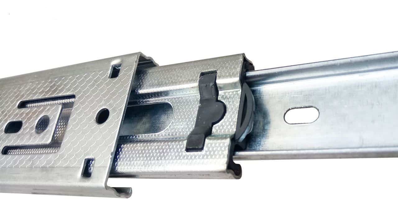 ریل کشو سه تیکه ای در اندازه‌ های مختلف و مقاوم