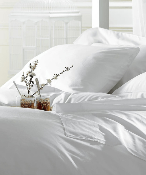 روبالشتی سفید هتلی قابل شستشو و نگهداری آسان