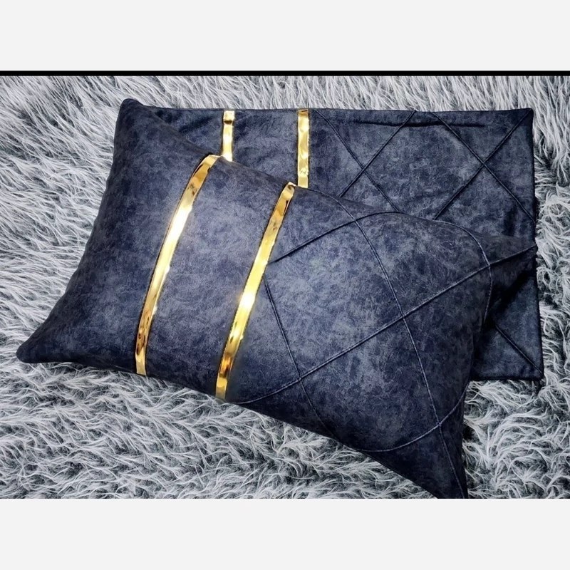 تصویر 3 از روبالشتی نوار دار قابل استفاده در چیدمان اتاق