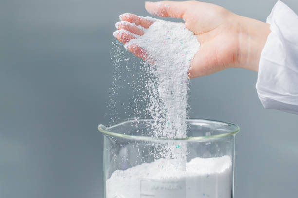 پودر لباسشویی خارجی بسته ۲ کیلو گرمی برای شستشوی دستی