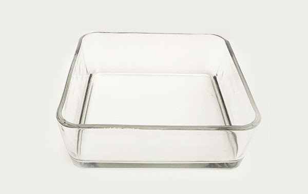 تصویر 1 از کاسه بلور مربعی با بسته بندی کارتنی مناسب میهمانی ها