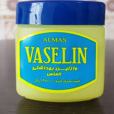 تصویر 1 از وازلین همه کاره الماس باز سازی کننده لایه سطحی پوست