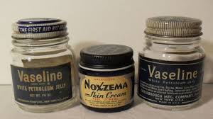 تصویر 2 از وازلین قدیمی نرم کننده و محافظ آرنج و زانو
