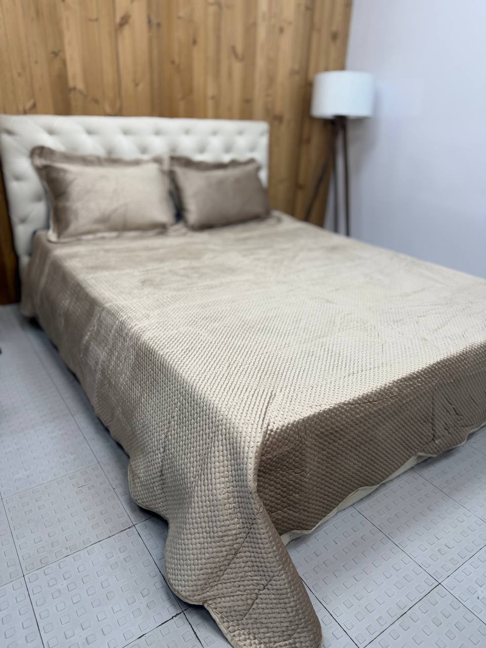 تصویر 1 از عرضه با کیفیت و فروش ویژه سرویس روتختی مخمل D & O سوزنی