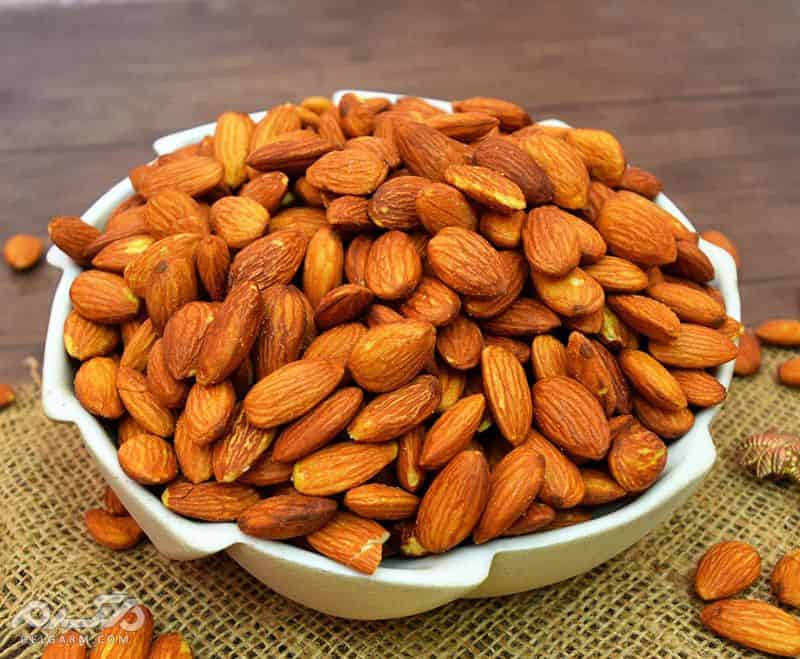 تصویر 1 از بادام درختی نمکی ترکیب ترد مناسب مصرف روزانه