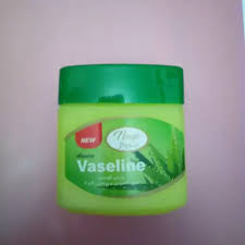 تصویر 2 از وازلین نوواژ بافت سبک و غیر چسبناک