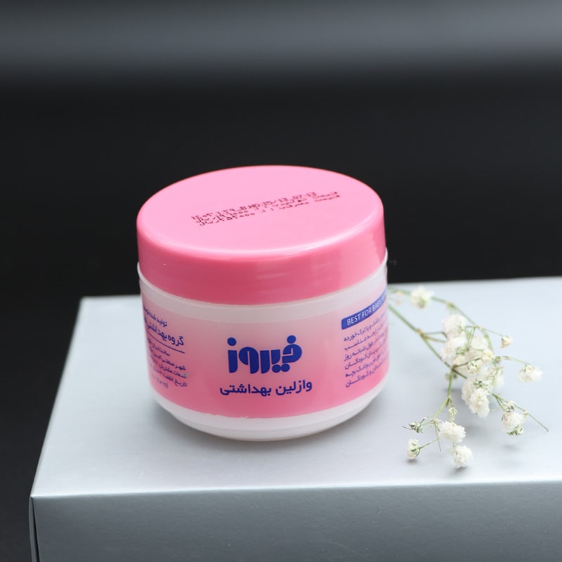 وازلین صورتی فیروز با ترکیبات طبیعی خالص