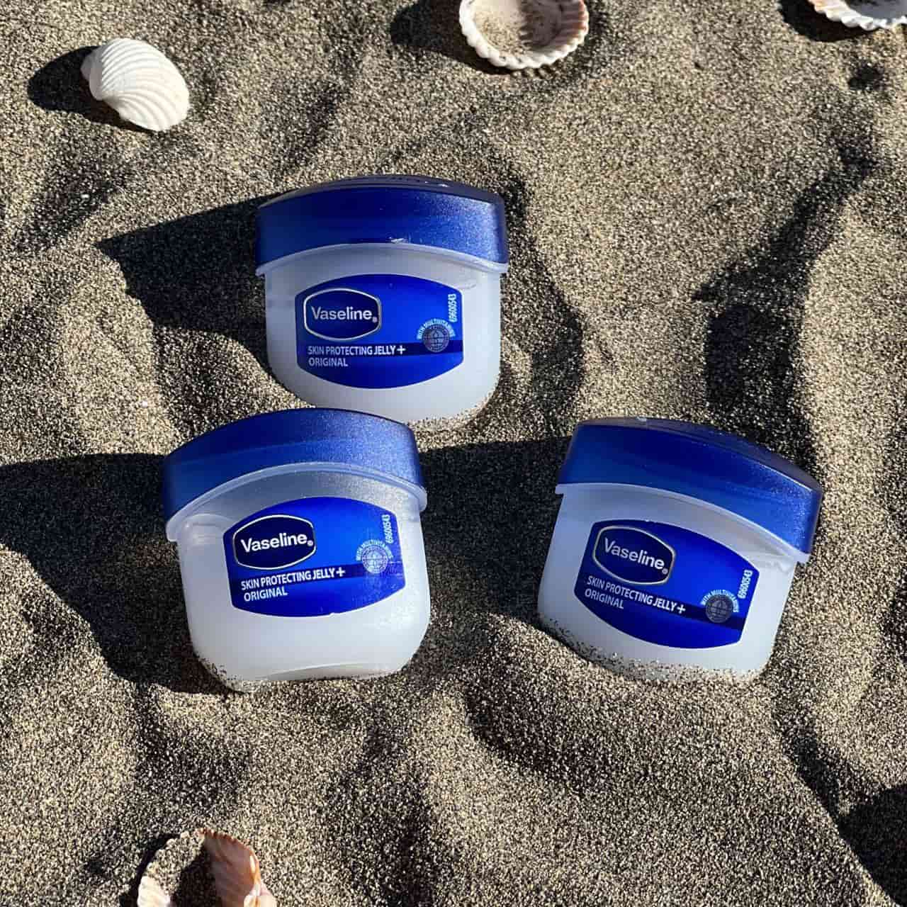 وازلین مینی نرم کننده و لطیف کننده جیبی