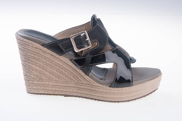 تصویر 2 از صندل پاشنه بلند تابستانی با طراحی شیک و کاربردی