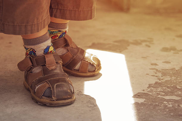 تصویر 4 از صندل پسرانه خارجی با طراحی اسپرت و دوام بالا درجه یک