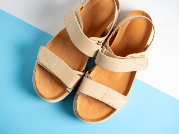 تصویر 5 از صندل تابستانی زنانه با بند قابل تنظیم و فیت مناسب انواع فرم پا