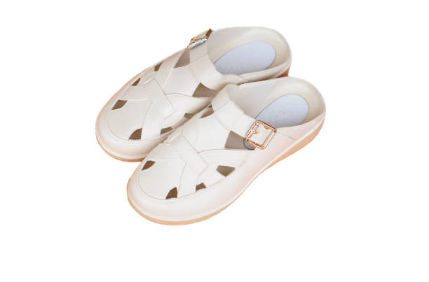 تصویر 3 از صندل جلو بسته با محافظت کامل انگشتان و مناسب استفاده روزمره